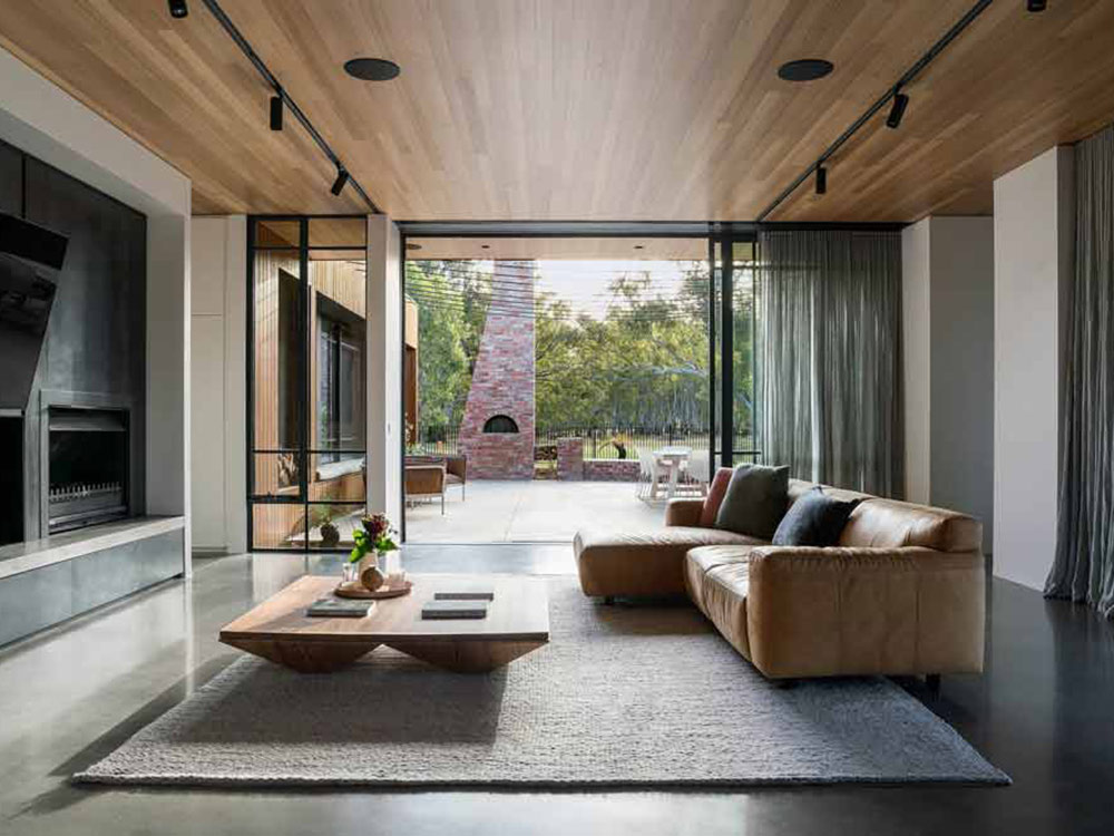 Luxury interior home design | Featured image of the Luxury Home Interiors - How to Integrate Luxury with Comfort blog page